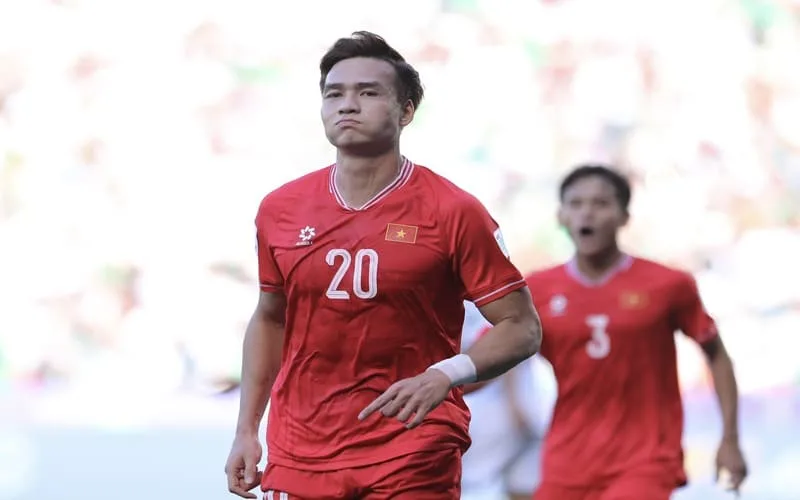 Top 8 cầu thủ lương cao nhất Việt Nam cập nhật 2026